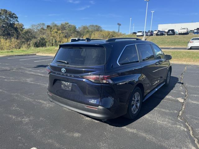 used 2023 Toyota Sienna car, priced at $33,989