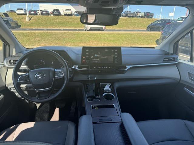 used 2023 Toyota Sienna car, priced at $33,989