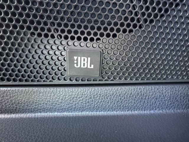 new 2025 Toyota Highlander car, priced at $54,598