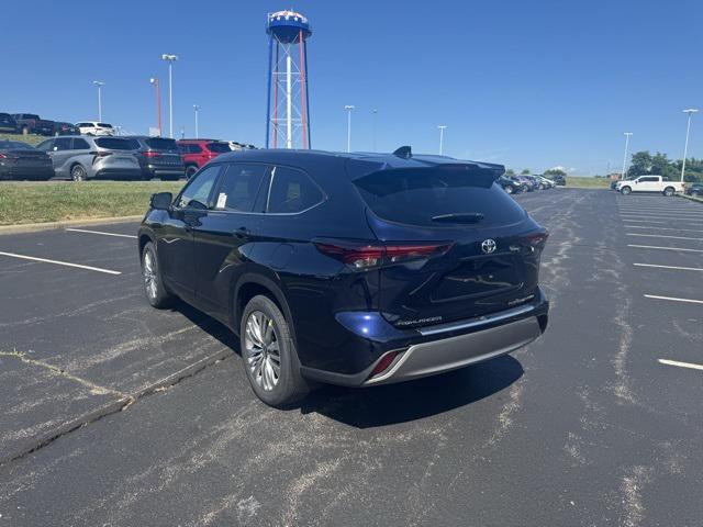 new 2025 Toyota Highlander car, priced at $54,598