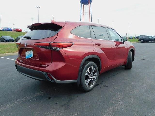 used 2020 Toyota Highlander car, priced at $23,746