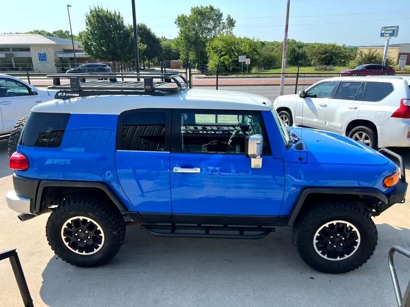 used 2007 Toyota FJ Cruiser car, priced at $21,998