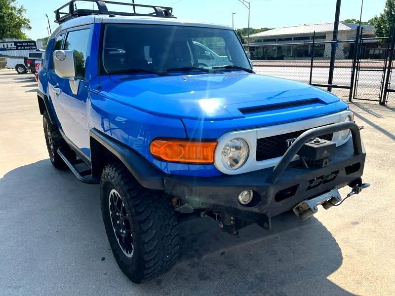 used 2007 Toyota FJ Cruiser car, priced at $21,998