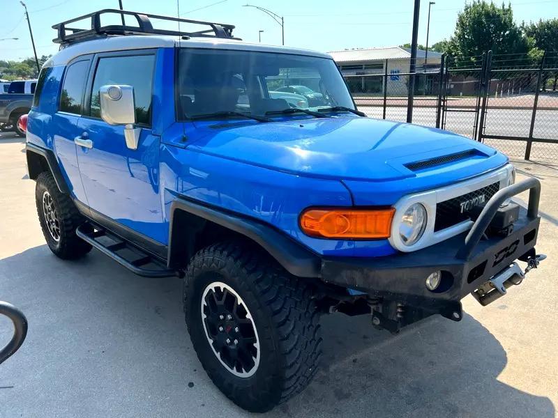 used 2007 Toyota FJ Cruiser car, priced at $21,998