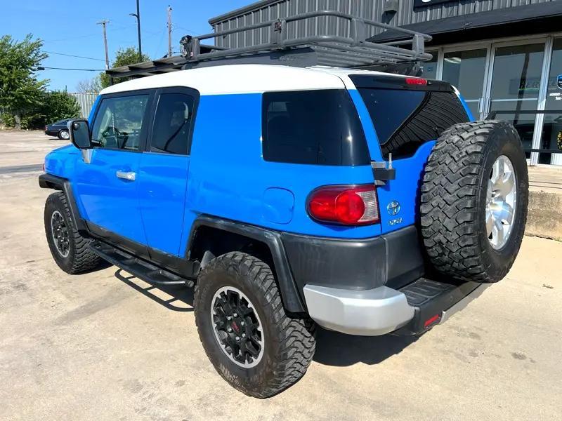 used 2007 Toyota FJ Cruiser car, priced at $21,998