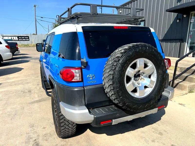 used 2007 Toyota FJ Cruiser car, priced at $21,998