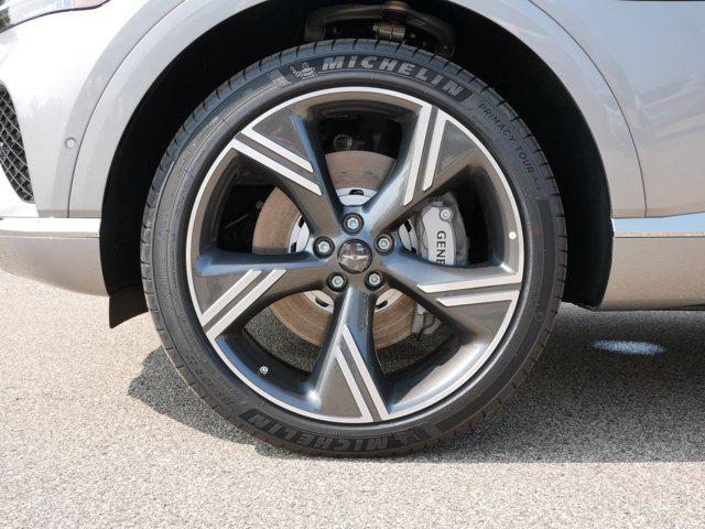 new 2025 Genesis GV80 car, priced at $82,935