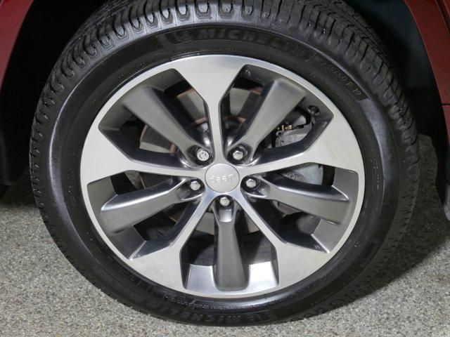 used 2019 Jeep Cherokee car, priced at $20,996