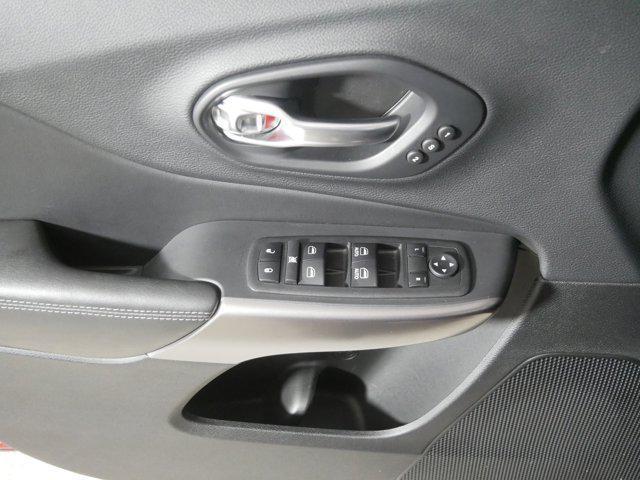 used 2019 Jeep Cherokee car, priced at $20,996