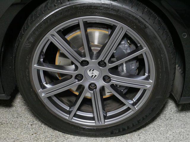 used 2024 Porsche Panamera car