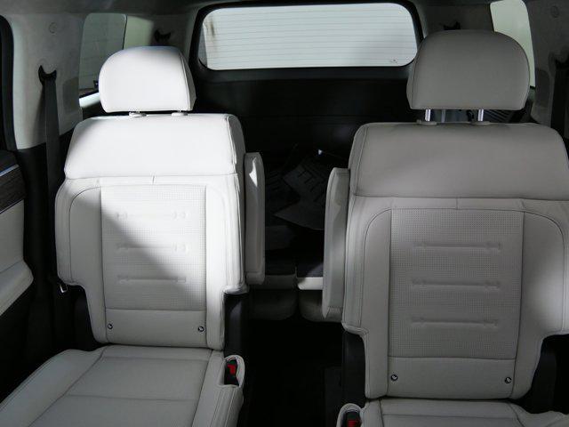 used 2025 Hyundai Santa Fe car, priced at $41,996