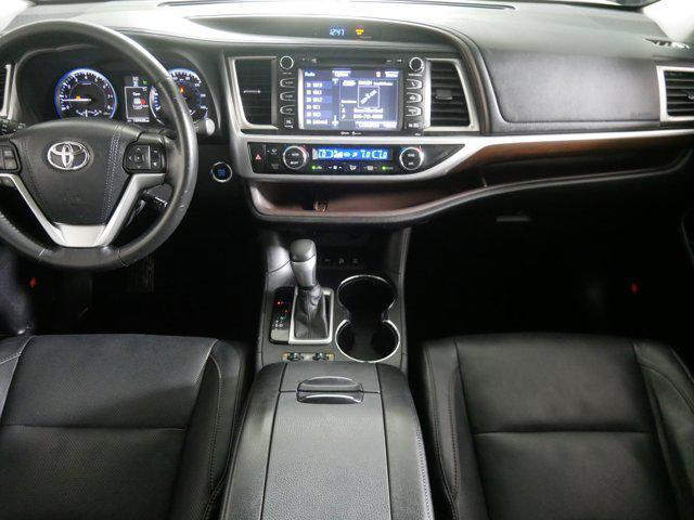 used 2015 Toyota Highlander car, priced at $19,996