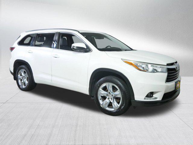 used 2015 Toyota Highlander car, priced at $19,897