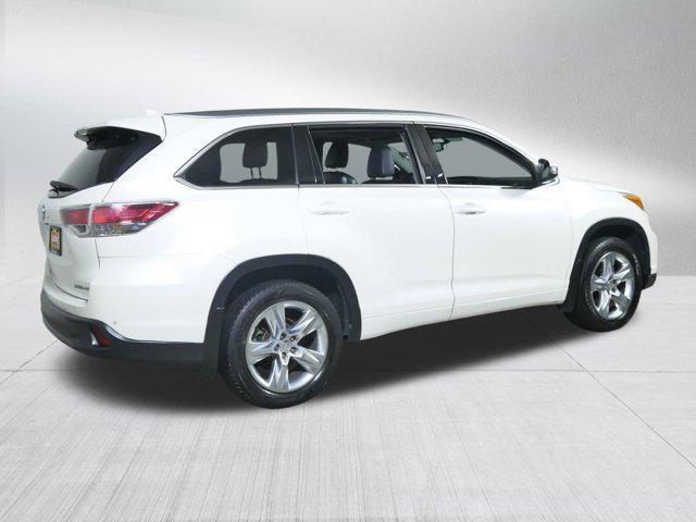 used 2015 Toyota Highlander car, priced at $19,996