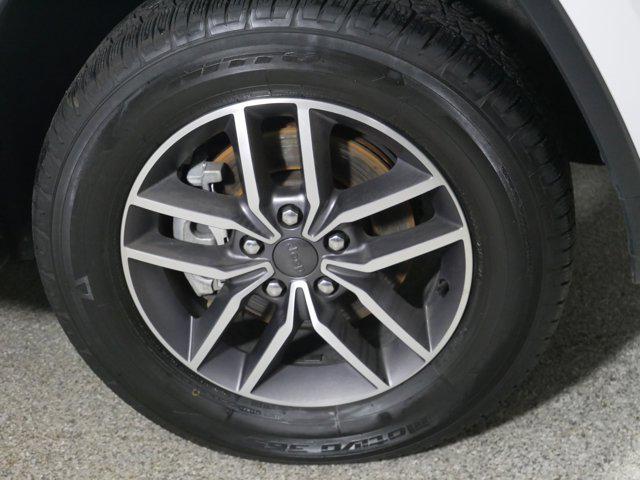 used 2020 Jeep Grand Cherokee car, priced at $26,789