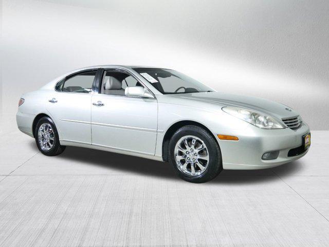 used 2002 Lexus ES 300 car, priced at $5,000