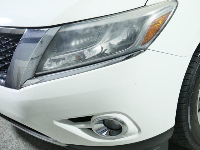 used 2015 Nissan Pathfinder car, priced at $9,999