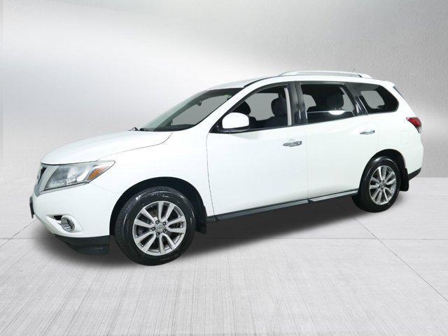 used 2015 Nissan Pathfinder car, priced at $9,999