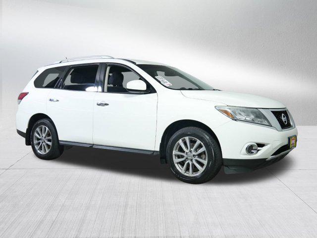 used 2015 Nissan Pathfinder car, priced at $9,999