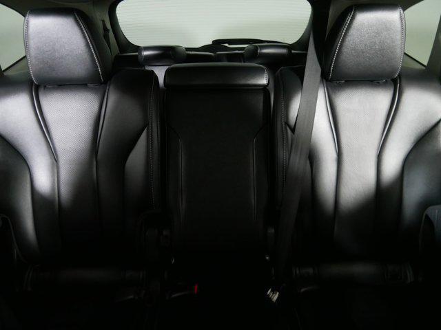 used 2022 Acura MDX car, priced at $42,328