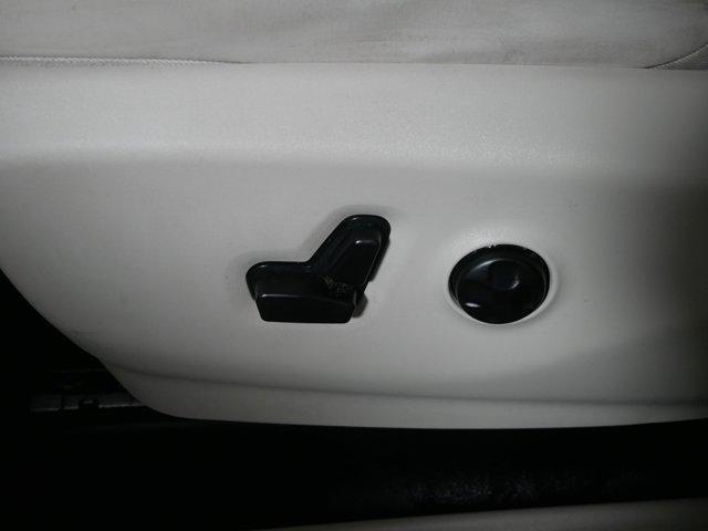 used 2017 Chrysler Pacifica car, priced at $15,995