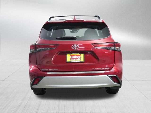 used 2021 Toyota Highlander car, priced at $43,997