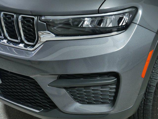 used 2024 Jeep Grand Cherokee car, priced at $31,996