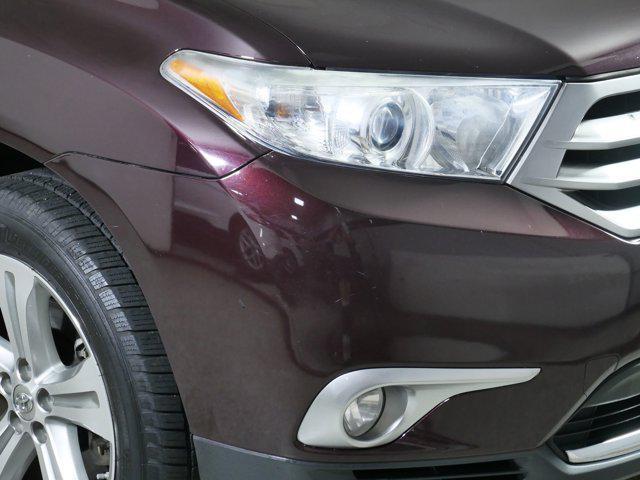 used 2013 Toyota Highlander car, priced at $15,995
