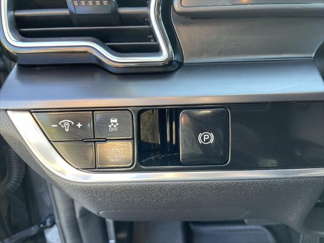 used 2023 Kia Sportage Hybrid car, priced at $27,961