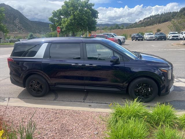 new 2025 Kia Carnival car, priced at $39,899