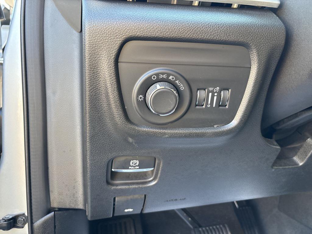 used 2024 Jeep Grand Cherokee L car, priced at $30,493