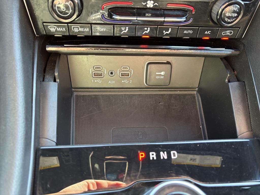 used 2024 Jeep Grand Cherokee L car, priced at $30,493