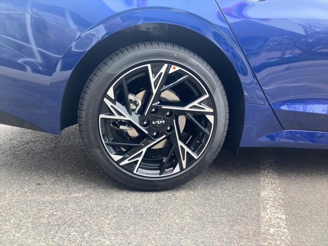 new 2025 Kia K5 car, priced at $32,121