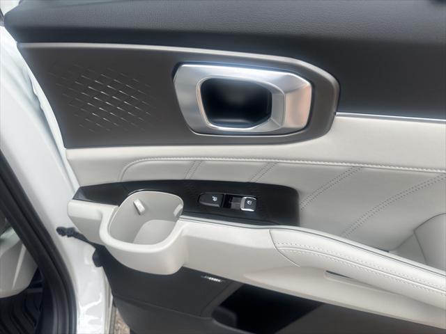 new 2025 Kia Sorento Hybrid car, priced at $48,088