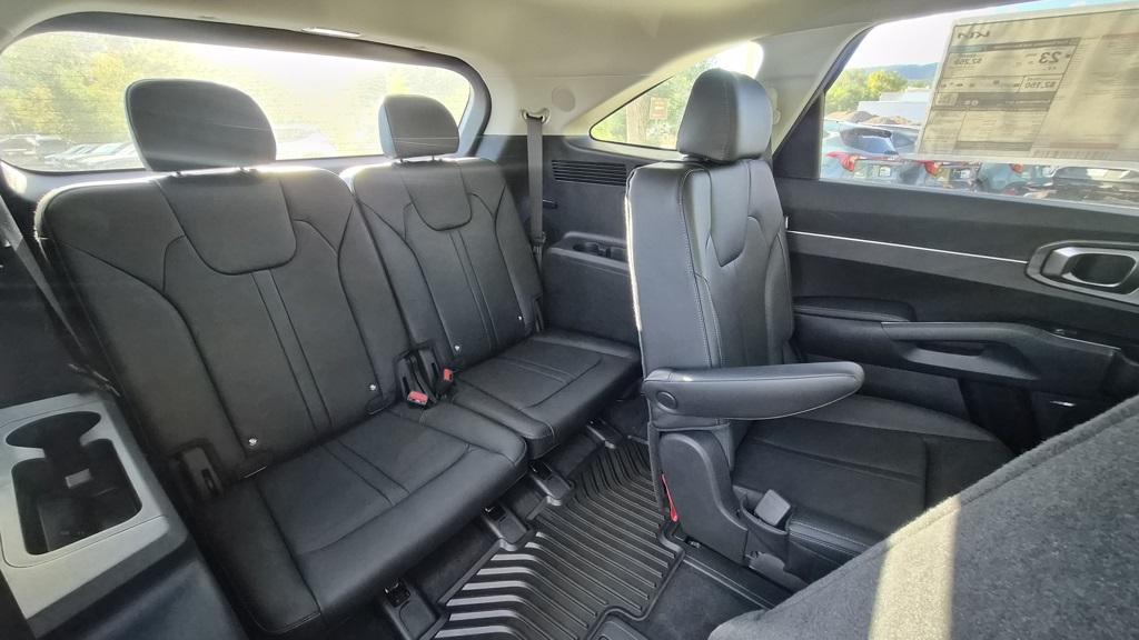 new 2026 Kia Sorento car, priced at $44,795