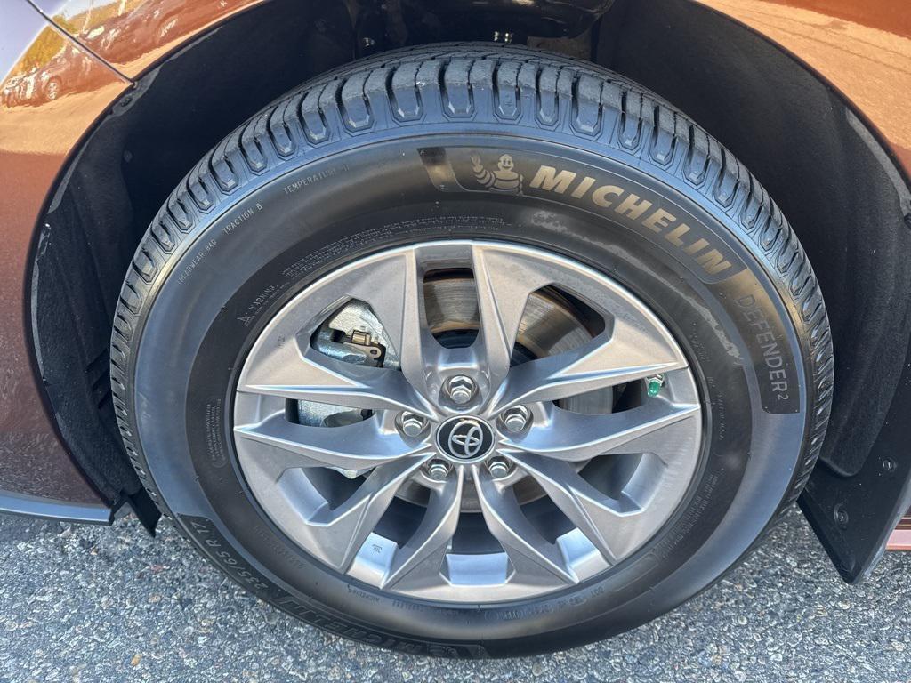 used 2021 Toyota Sienna car, priced at $39,872