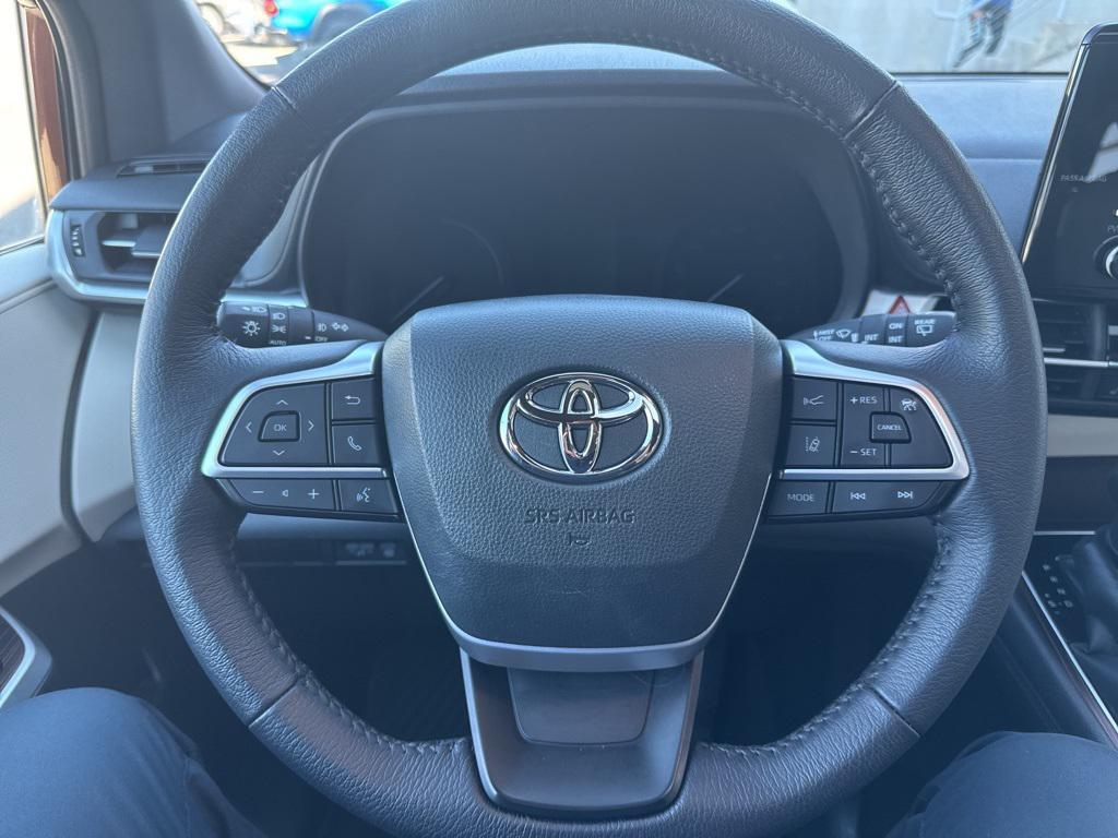 used 2021 Toyota Sienna car, priced at $39,872