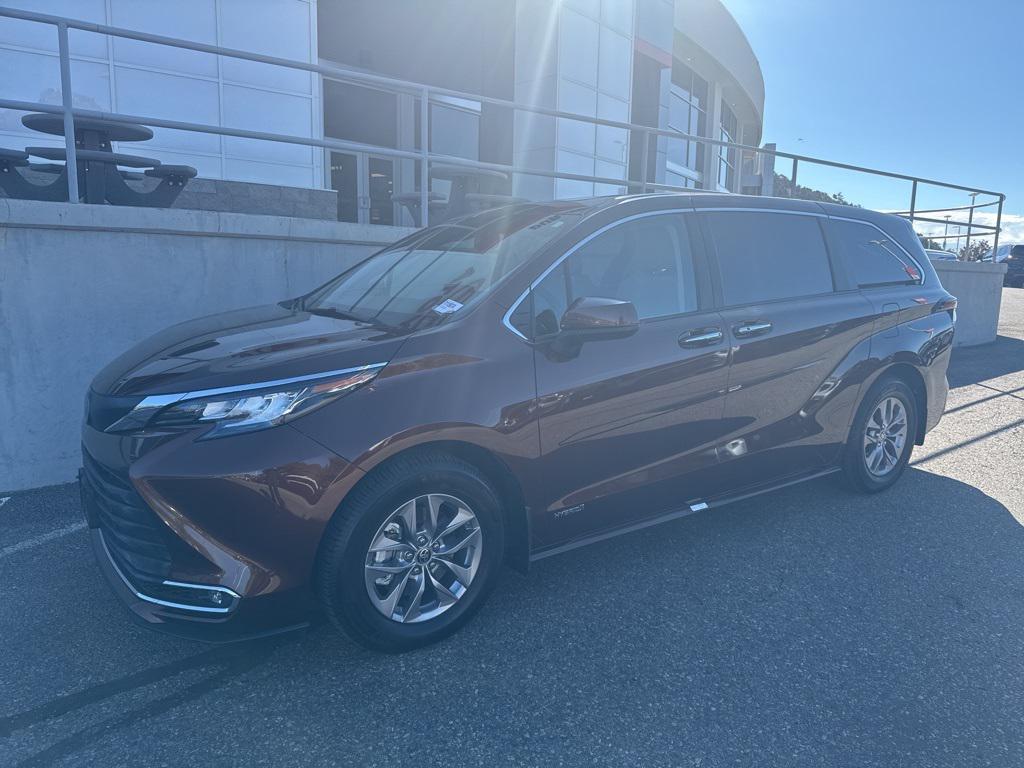 used 2021 Toyota Sienna car, priced at $39,872