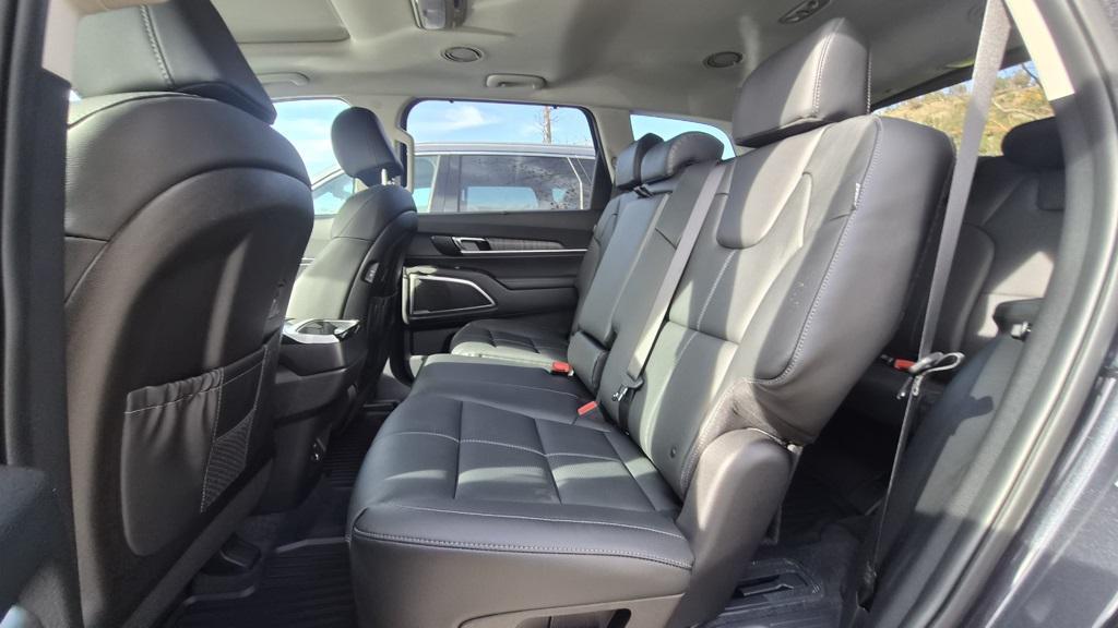 new 2025 Kia Telluride car, priced at $44,995