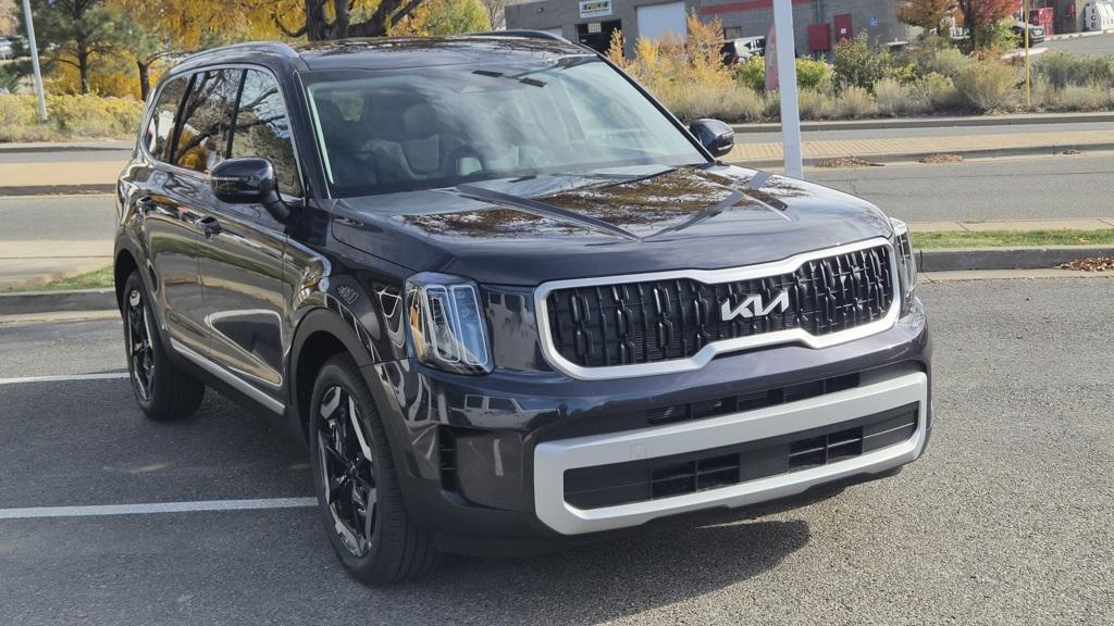 new 2025 Kia Telluride car, priced at $44,995