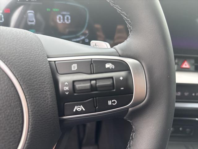 new 2025 Kia Sportage Hybrid car, priced at $35,282