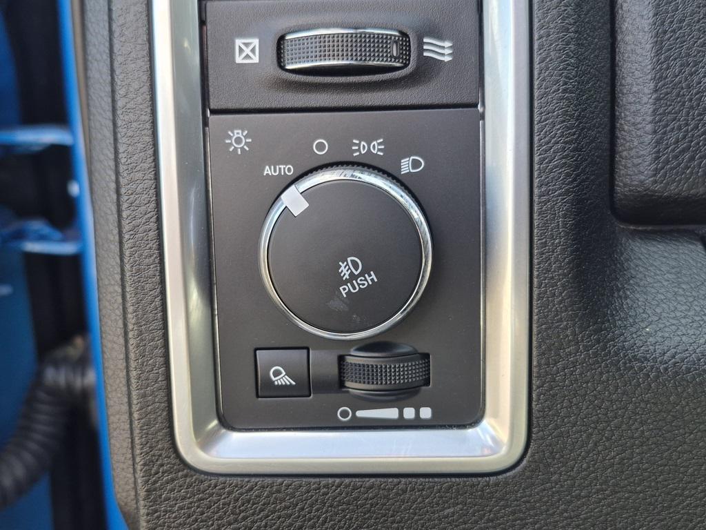 used 2022 Ram 1500 Classic car, priced at $27,599