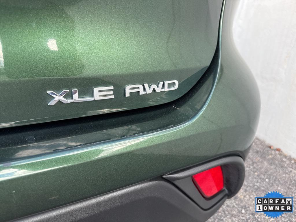 used 2023 Toyota Highlander car, priced at $38,460