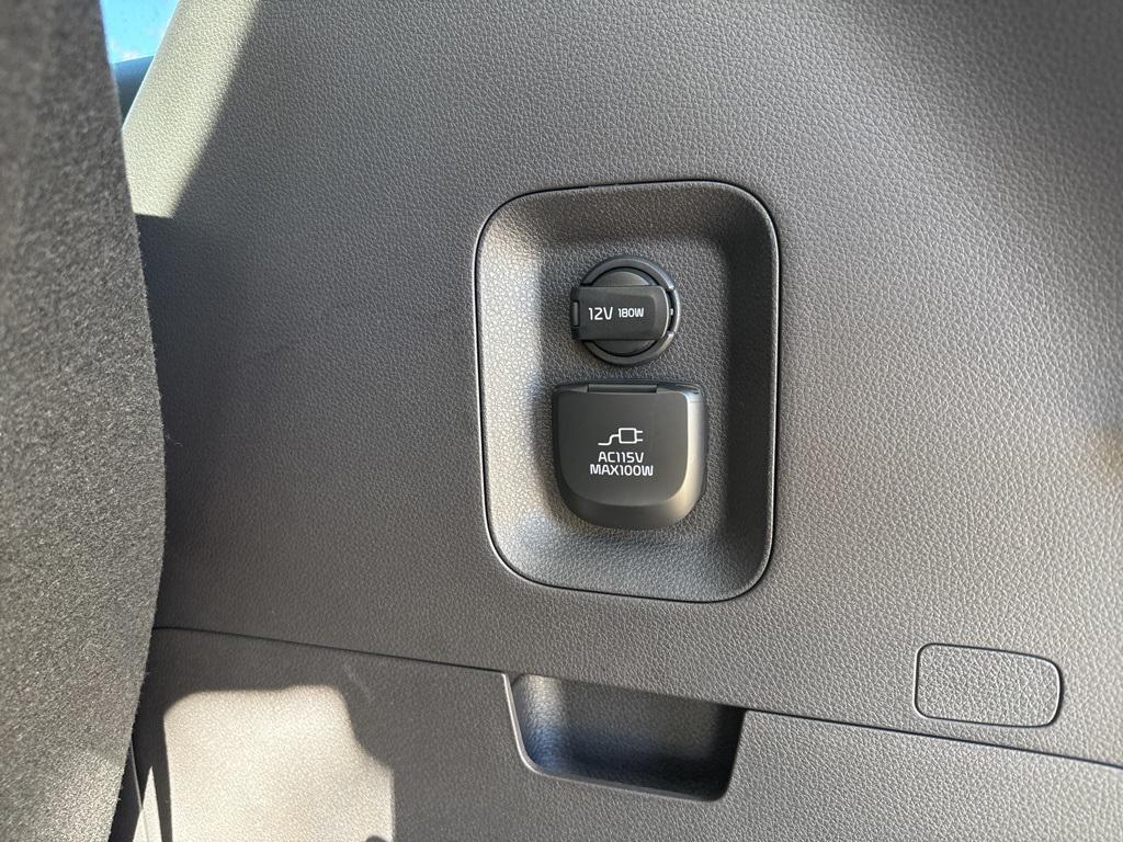 new 2026 Kia Carnival car, priced at $46,861