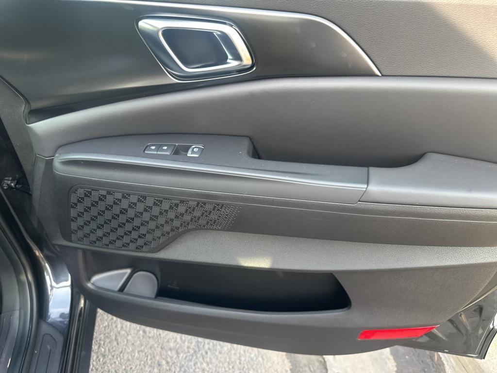 new 2026 Kia Carnival car, priced at $48,820