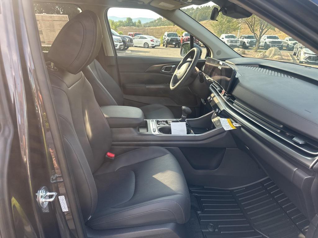 new 2026 Kia Carnival car, priced at $48,820