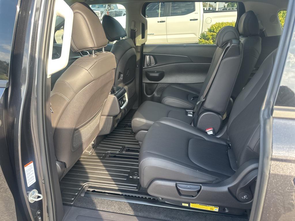 new 2026 Kia Carnival car, priced at $48,820