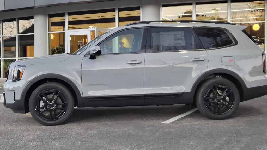 new 2025 Kia Telluride car, priced at $52,917