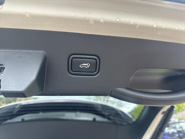 new 2025 Kia Sportage Hybrid car, priced at $39,407