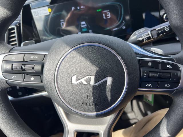 new 2025 Kia Sportage Hybrid car, priced at $32,243
